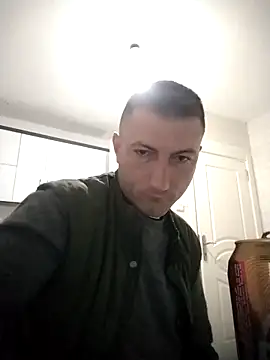 Snapshot of 22genc56 chatting on April 7, 12:00 am 22genc56 online show from April 7, 12:00 am