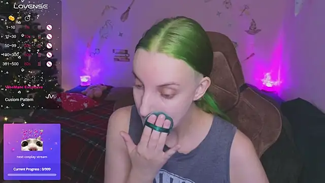 Snapshot of Fluffy_muffin_ chatting on November 20, 7:19 am Fluffy muffin online show from November 20, 7:19 am