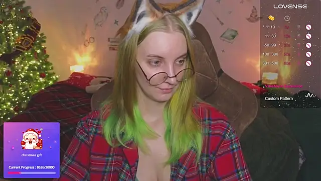 Snapshot of Fluffy_muffin_ chatting on December 17, 8:20 am Fluffy muffin online show from December 17, 8:20 am