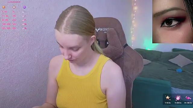 Snapshot of Fluffy_muffin_ chatting on February 7, 10:08 am Fluffy muffin online show from February 7, 10:08 am