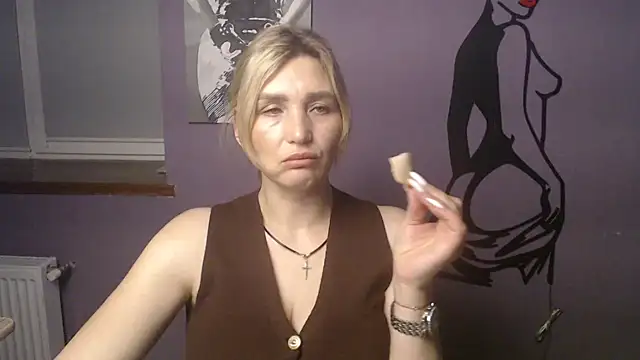  sexy lady online show from April 2, 12:58 pm