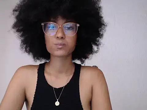 violettamartins online show from June 5, 9:31 pm
