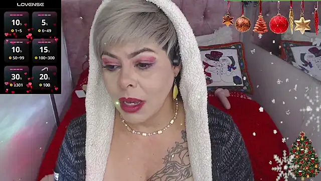 Snapshot of Grecia_Horny chatting on December 13, 1:44 pm Grecia Horny online show from December 13, 1:44 pm