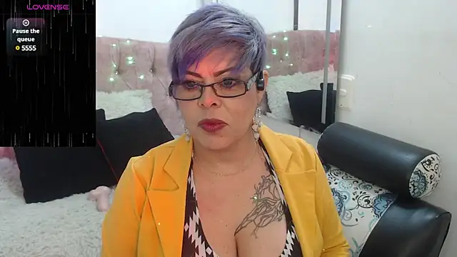 Snapshot of Grecia_Horny chatting on January 7, 12:52 pm Grecia Horny online show from January 7, 12:52 pm
