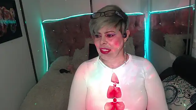 Snapshot of Grecia_Horny chatting on January 24, 9:06 am Grecia Horny online show from January 24, 9:06 am