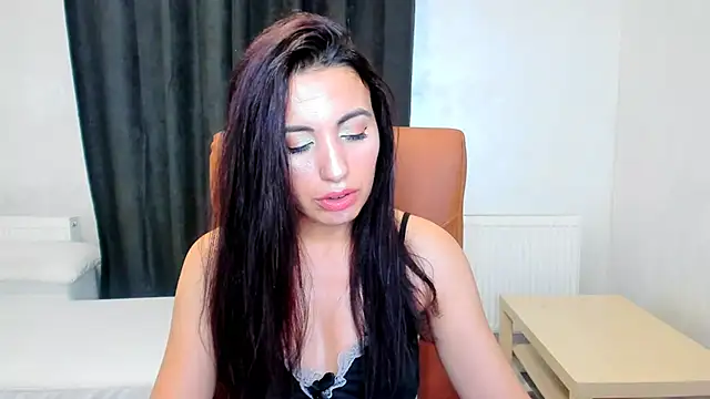 DiamondVelour online show from December 4, 9:24 pm