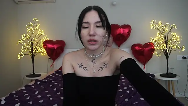 NikkiGoldSide online show from February 26, 8:22 pm