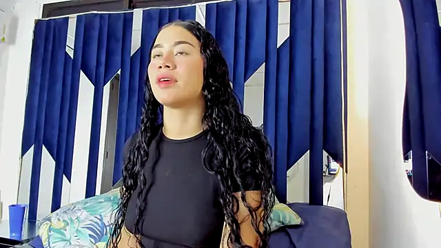 Snapshot of Sofia-candyht chatting on December 20, 8:45 pm Sofia-candyht online show from December 20, 8:45 pm