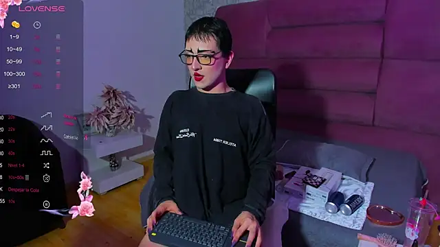 melodybonss  online show from January 13, 4:39 am