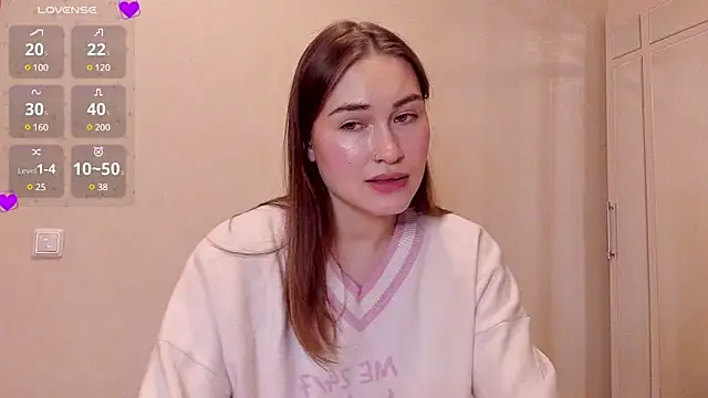Snapshot of sleeeep_y chatting on January 22, 1:31 am sleeeep y online show from January 22, 1:31 am