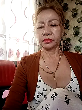 Snapshot of Baby-sexysweet69 chatting on December 7, 6:10 am Baby-sexysweet69 online show from December 7, 6:10 am