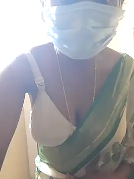 Snapshot of Jyotilakshmi chatting on December 29, 5:01 pm Jyotilakshmi online show from December 29, 5:01 pm