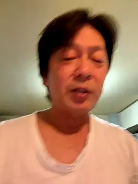Snapshot of SaneService9 chatting on October 19, 11:11 am SaneService9 online show from October 19, 11:11 am