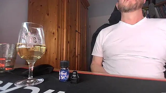 Tom PP cgn online show from April 6, 4:21 am