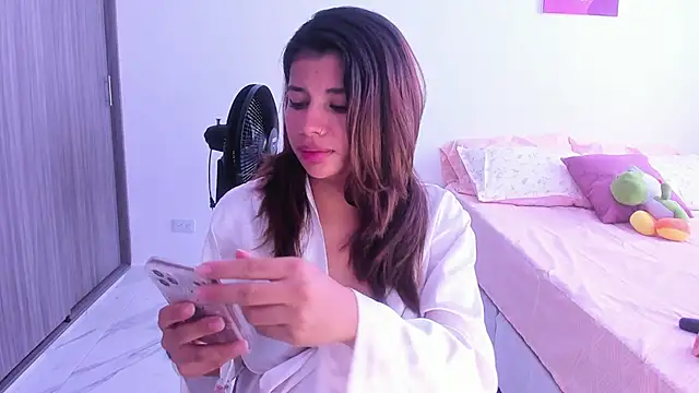 Snapshot of adop_me__ chatting on December 28, 7:11 pm adop me online show from December 28, 7:11 pm