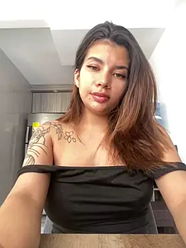 Snapshot of adop_me__ chatting on March 21, 8:29 pm adop me online show from March 21, 8:29 pm