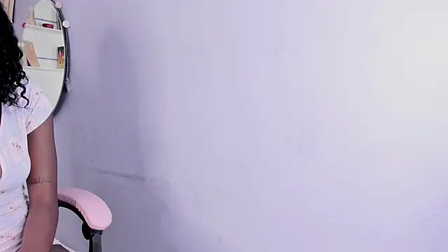 amber maxwell online show from January 8, 8:39 pm