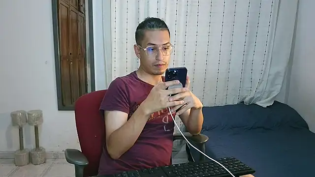 Orionferrer- online show from December 15, 2:49 am