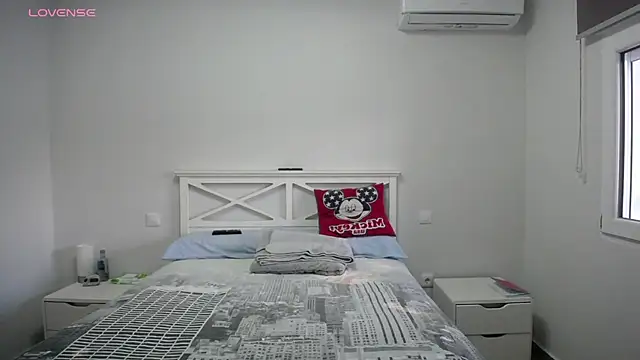 Snapshot of Sofiiaa_Cooper chatting on March 30, 6:31 pm Sofiiaa Cooper online show from March 30, 6:31 pm