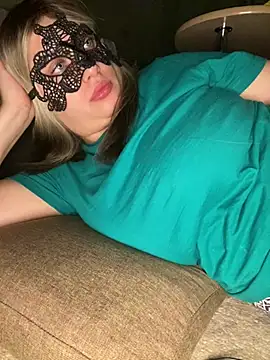 69Laura696 online show from February 13, 8:45 pm