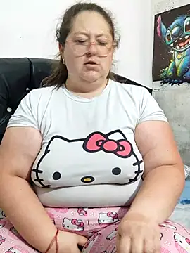 Chloee ep online show from December 24, 9:11 pm