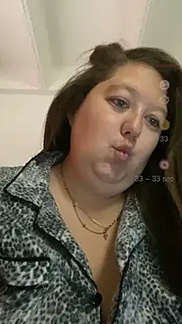 Chloee ep online show from January 22, 9:54 pm