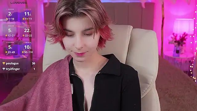 Snapshot of HaylaAmber chatting on December 11, 4:53 pm HaylaAmber online show from December 11, 4:53 pm