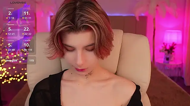 Snapshot of HaylaAmber chatting on December 16, 10:50 am HaylaAmber online show from December 16, 10:50 am