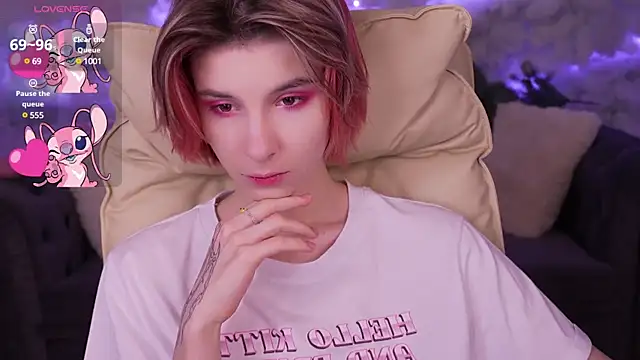 Snapshot of HaylaAmber chatting on January 19, 7:58 pm HaylaAmber online show from January 19, 7:58 pm