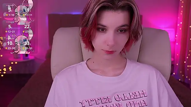 Snapshot of HaylaAmber chatting on February 10, 10:09 am HaylaAmber online show from February 10, 10:09 am