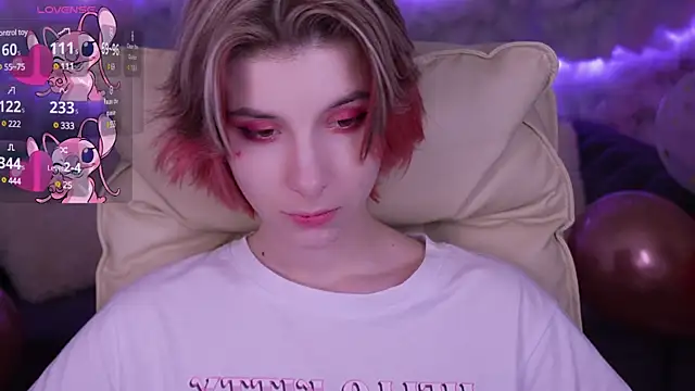 Snapshot of HaylaAmber chatting on February 15, 5:07 pm HaylaAmber online show from February 15, 5:07 pm