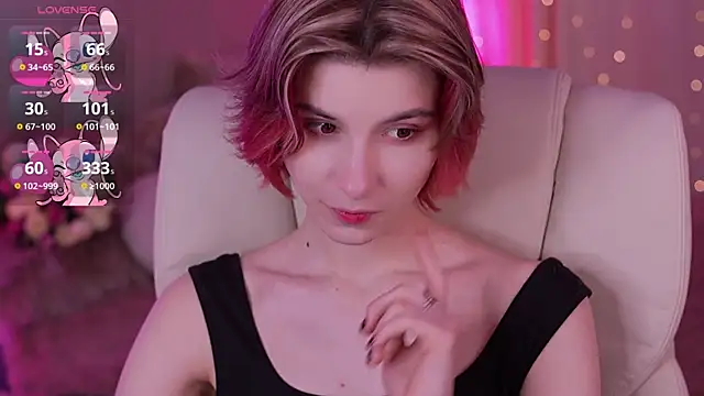 Snapshot of HaylaAmber chatting on February 28, 4:53 pm HaylaAmber online show from February 28, 4:53 pm