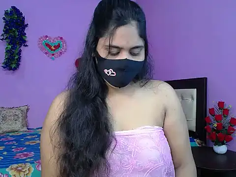 Hot Maleka online show from March 30, 7:37 pm