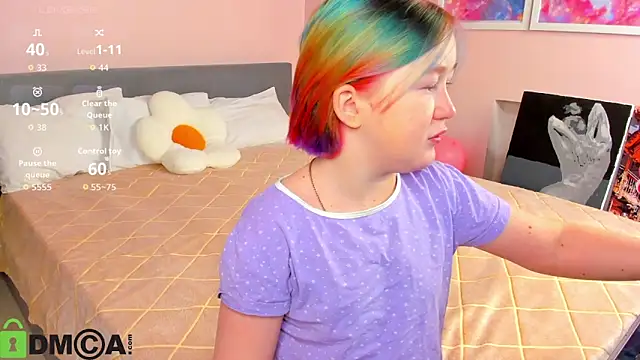 Sara Robinson online show from December 18, 2:39 am