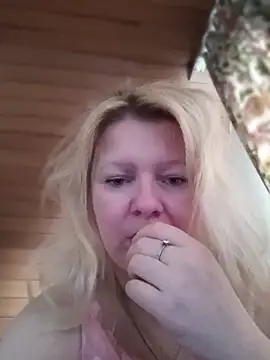 Lauri scherri online show from March 27, 3:34 pm