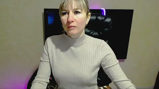 Incredible Ariela online show from December 2, 11:45 am