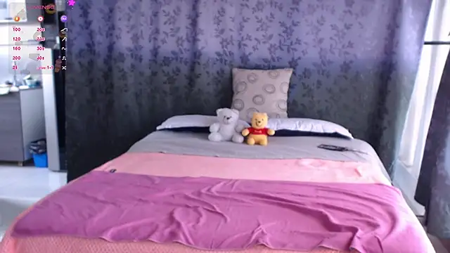 Snapshot of miia-big1boobs_ chatting on February 26, 6:18 pm miia-big1boobs online show from February 26, 6:18 pm