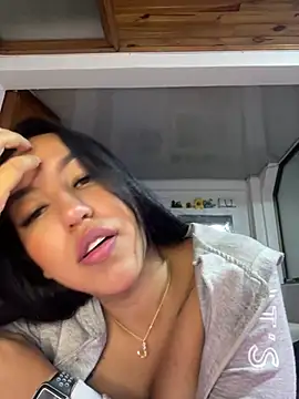 Tamara Roberts1 online show from February 9, 2:28 am