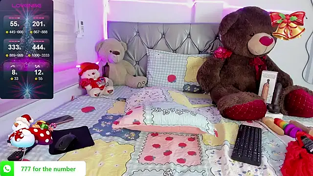 Snapshot of charlotteone chatting on December 17, 3:28 pm charlotteone online show from December 17, 3:28 pm
