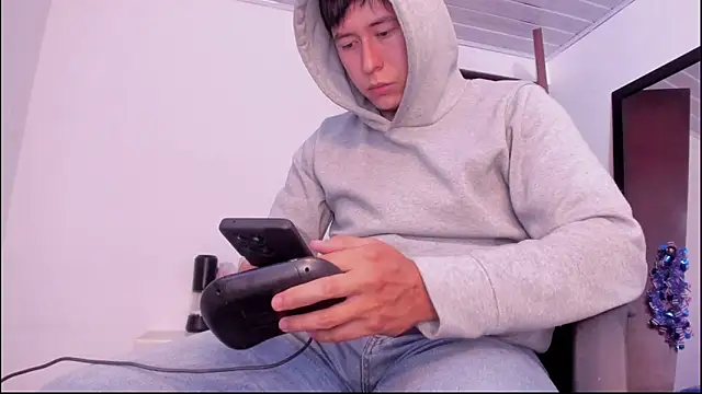 Snapshot of setsuna10 chatting on September 25, 7:50 pm setsuna10 online show from September 25, 7:50 pm