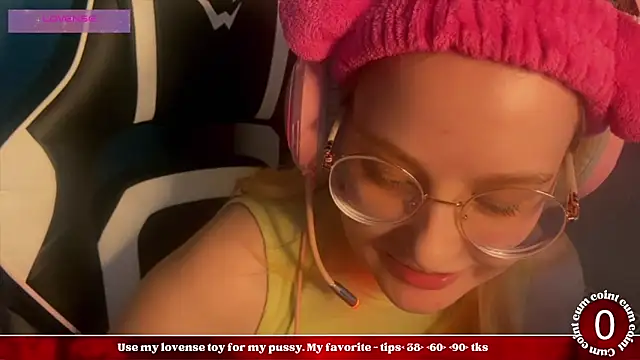 JacyWinslat online show from February 12, 2:43 pm