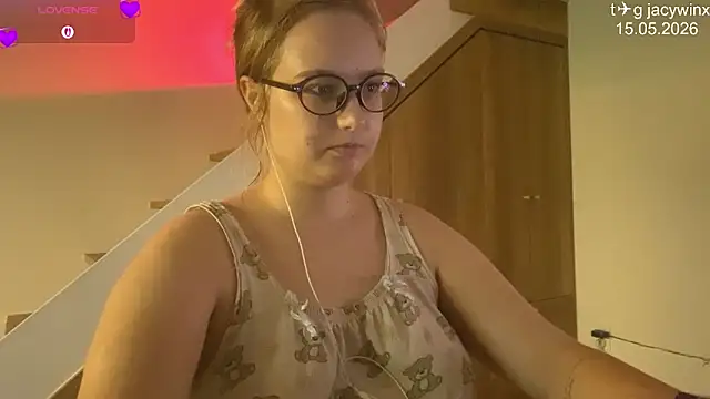 Snapshot of JacyWinslat chatting on May 15, 2:46 pm JacyWinslat online show from May 15, 2:46 pm