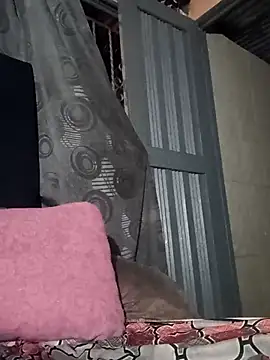 DOMINANTE KLOE  online show from March 6, 2:19 am