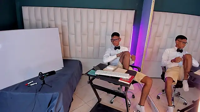 Nick Collins18 online show from January 23, 11:05 pm