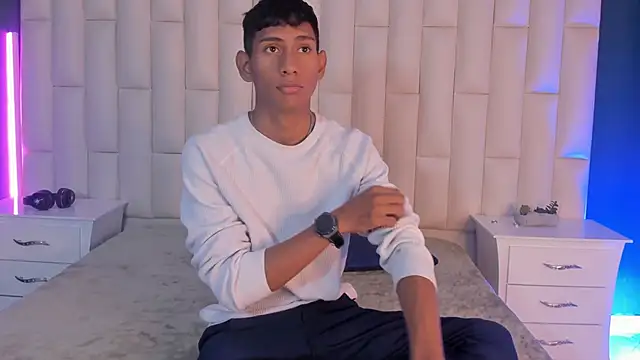 Nick Collins18 online show from March 1, 4:37 am