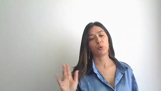 Snapshot of Sahana_Ashiika chatting on April 6, 7:37 pm Sahana Ashiika online show from April 6, 7:37 pm