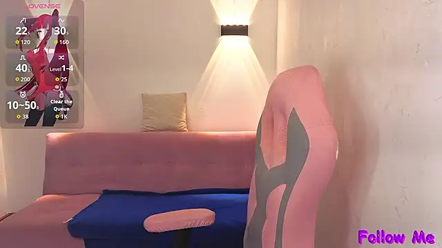 vittorialombardi   online show from February 13, 7:15 am