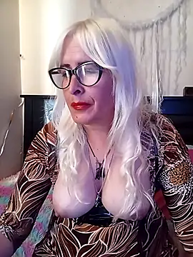 Rousmk1 online show from October 11, 6:39 pm