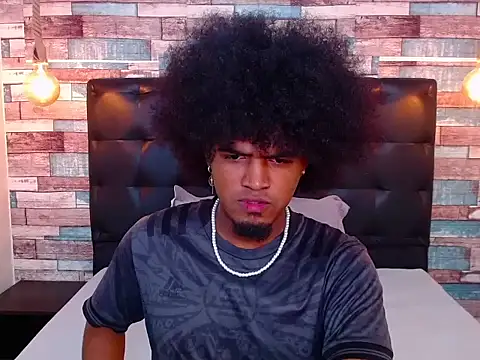 JaicobRuneer online show from March 11, 1:22 am