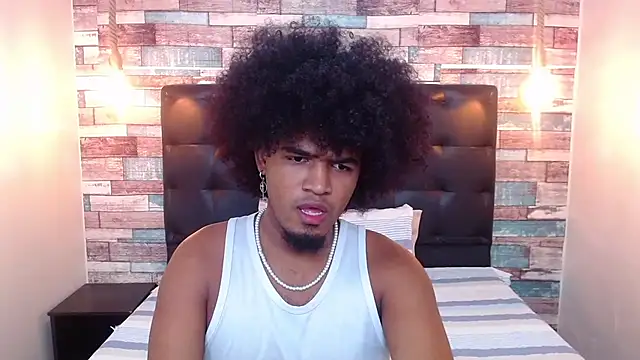 JaicobRuneer online show from April 3, 1:47 am